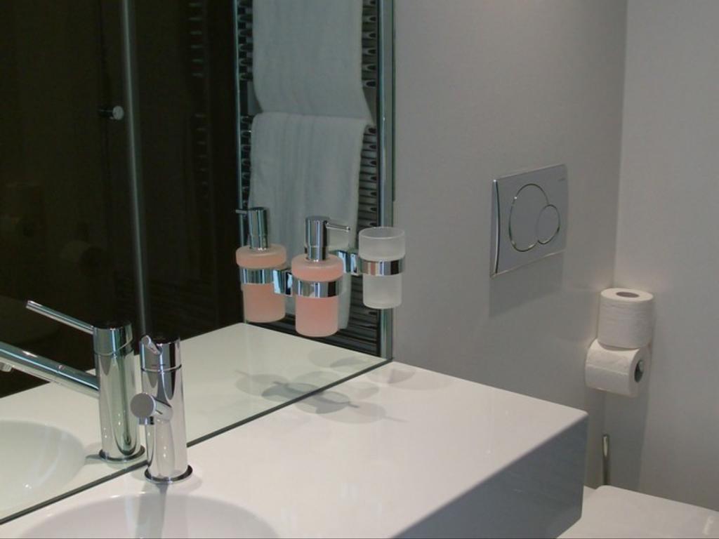 Visionapartments Binzmuehlestrasse 50 - Contactless Check-In Zurich Ruang foto
